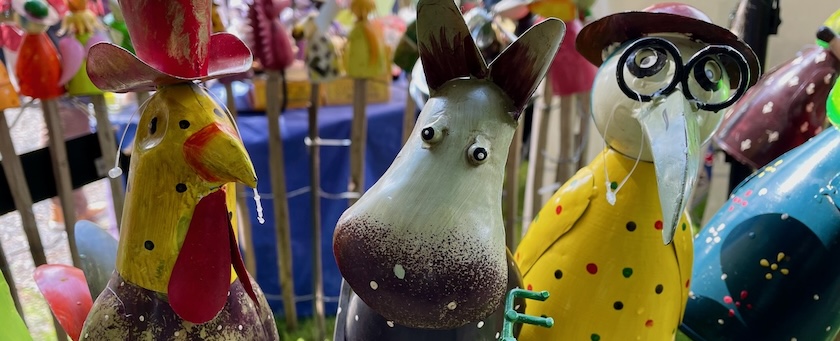 (Humanized) animal sculptures