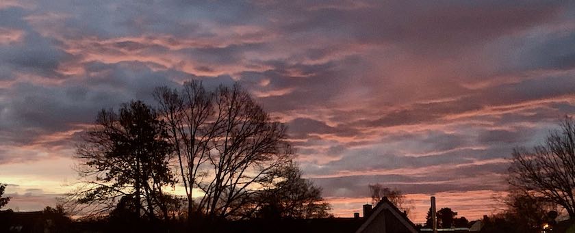 Red glowing clouds at dusk